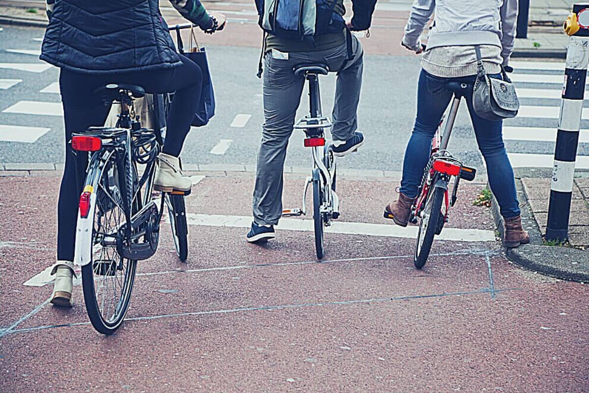 19 Commuter Bike Accessories for a Better Ride To Work