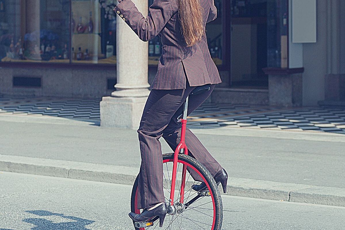 Unicycle Commuting Guide To Riding To Work on ONE WHEEL